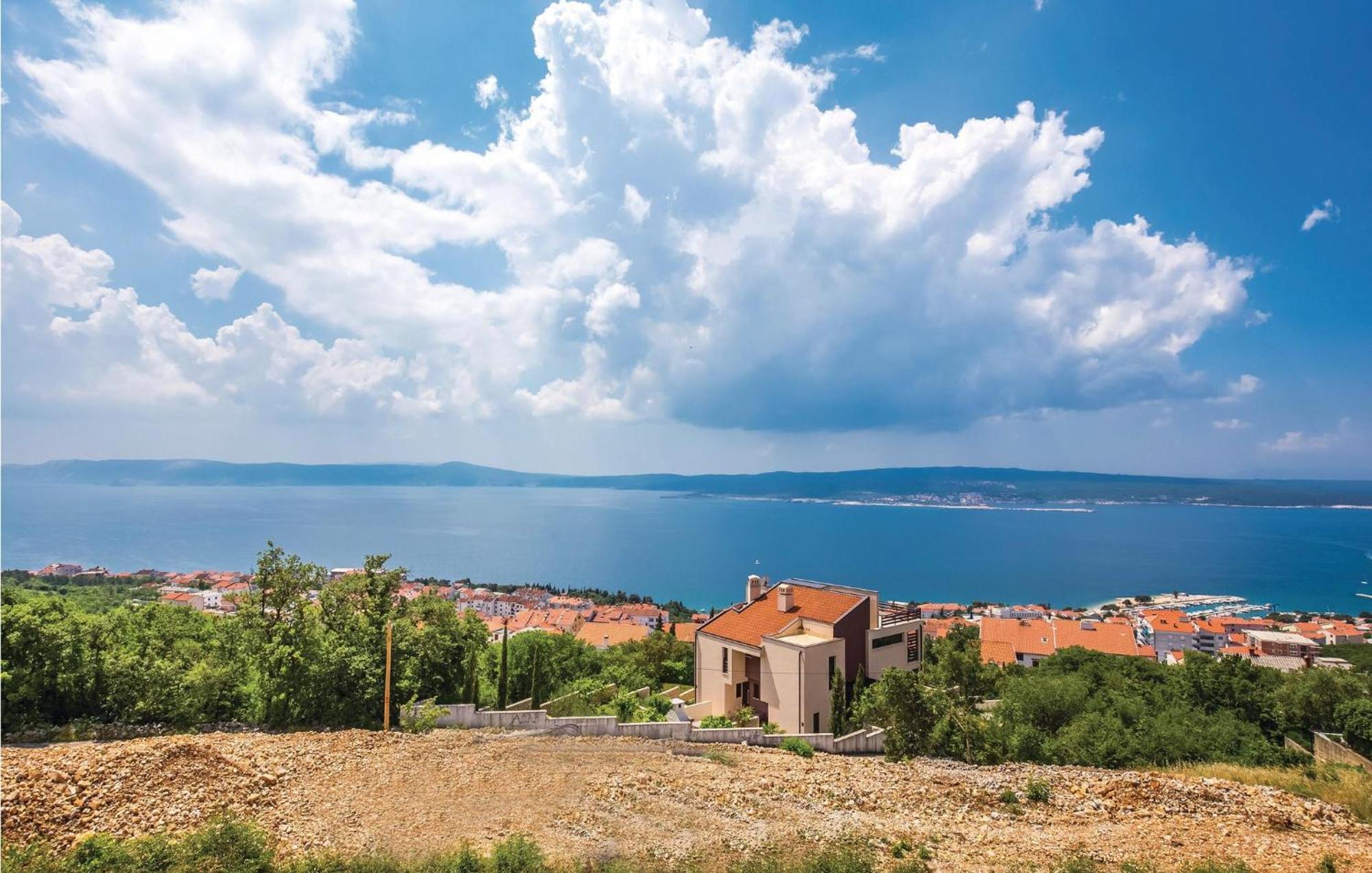 Cozy Apartment In Crikvenica With House Sea View Exterior photo