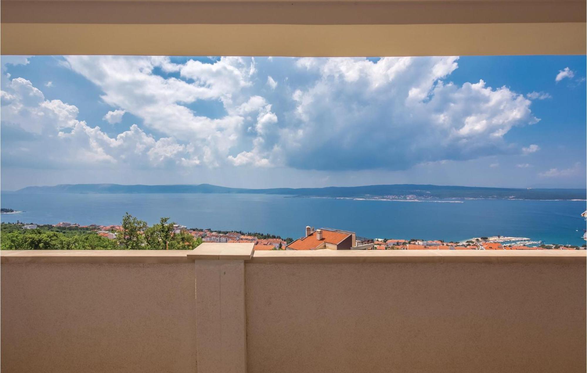 Cozy Apartment In Crikvenica With House Sea View Exterior photo