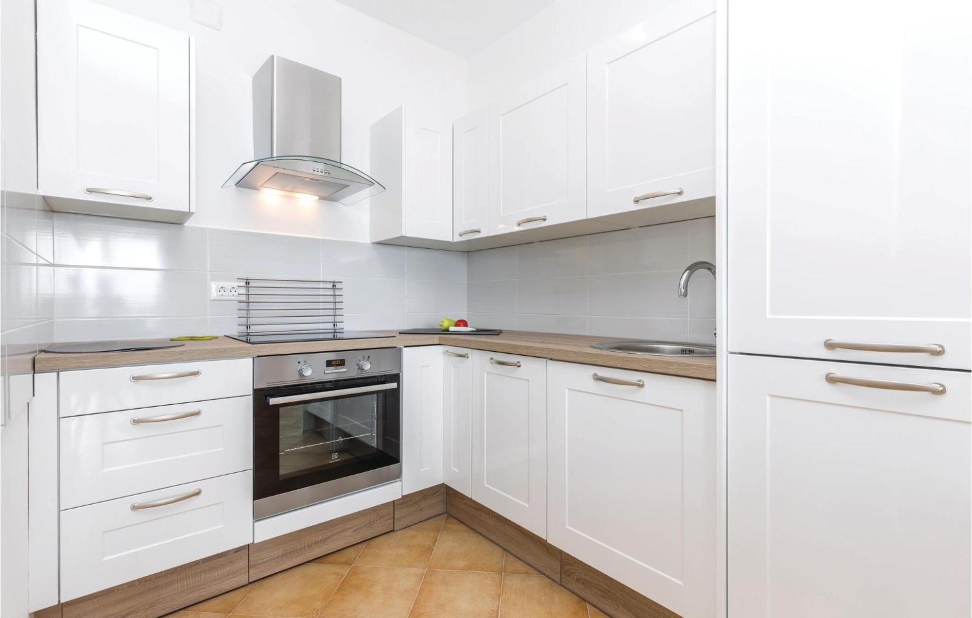 Cozy Apartment In Crikvenica With House Sea View Exterior photo