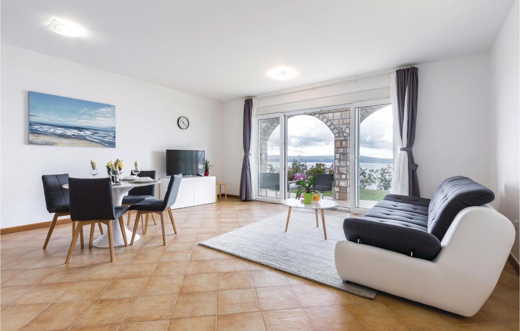 Cozy Apartment In Crikvenica With House Sea View Exterior photo